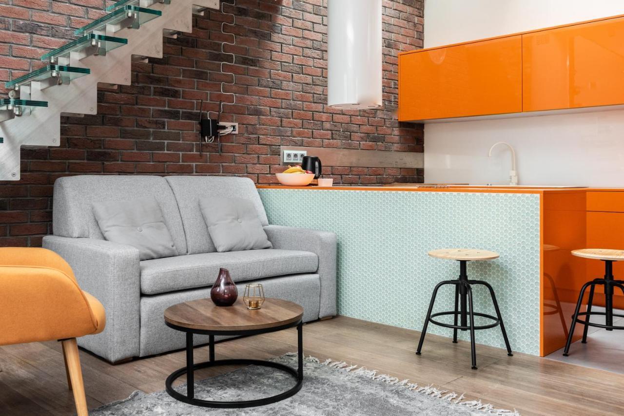 Dwupoziomowy Apartament Na Starym Podgorzu - By Upstairs Krasków Εξωτερικό φωτογραφία